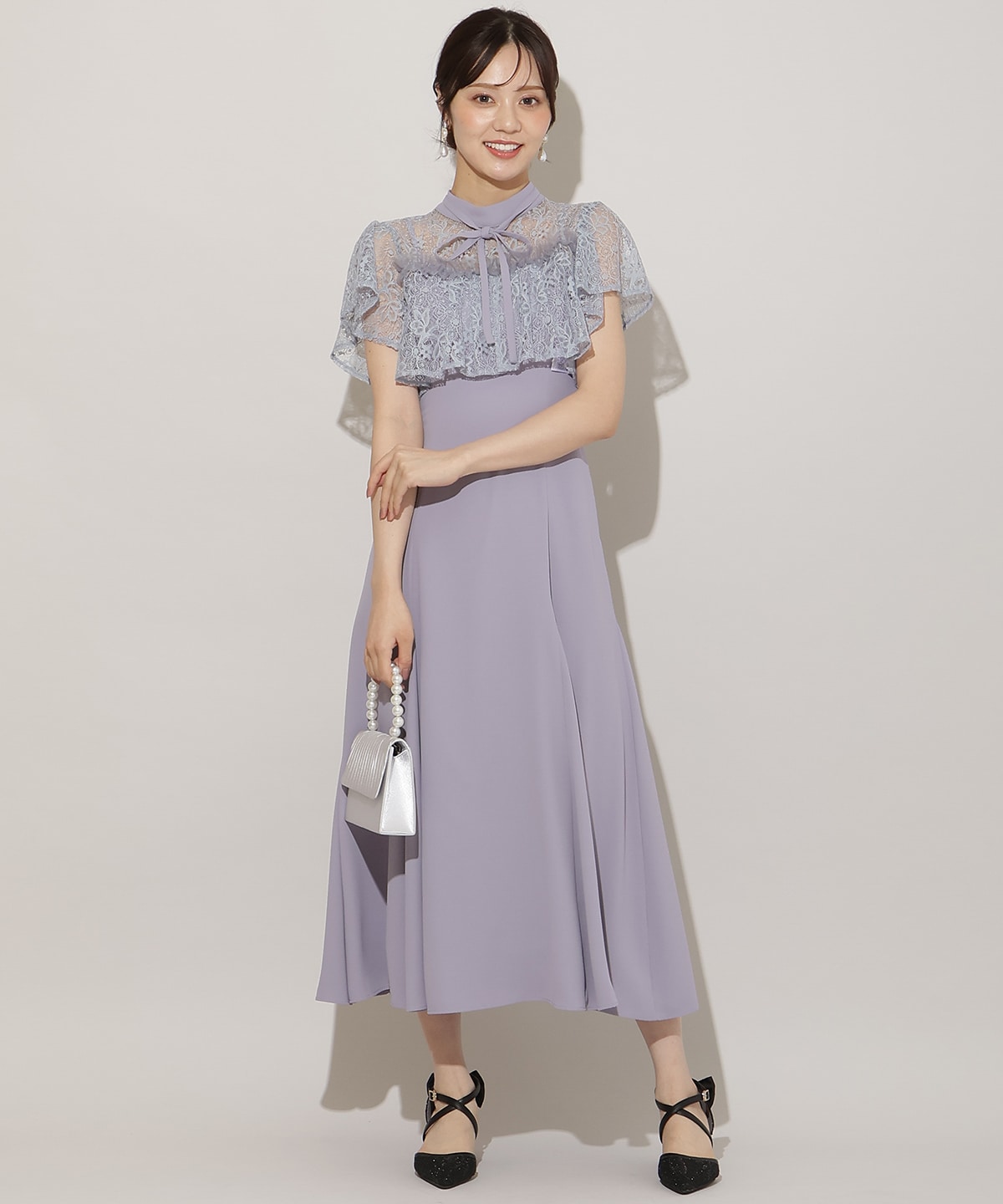 タックリボンレースブラウス×バックレースアップワンピース