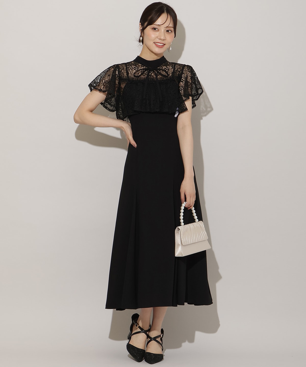 タックリボンレースブラウス×バックレースアップワンピース