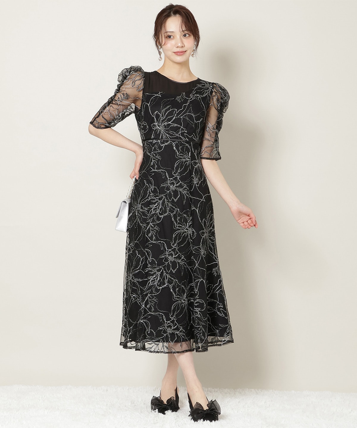 刺繍レースアシンメトリーマーメイドワンピース