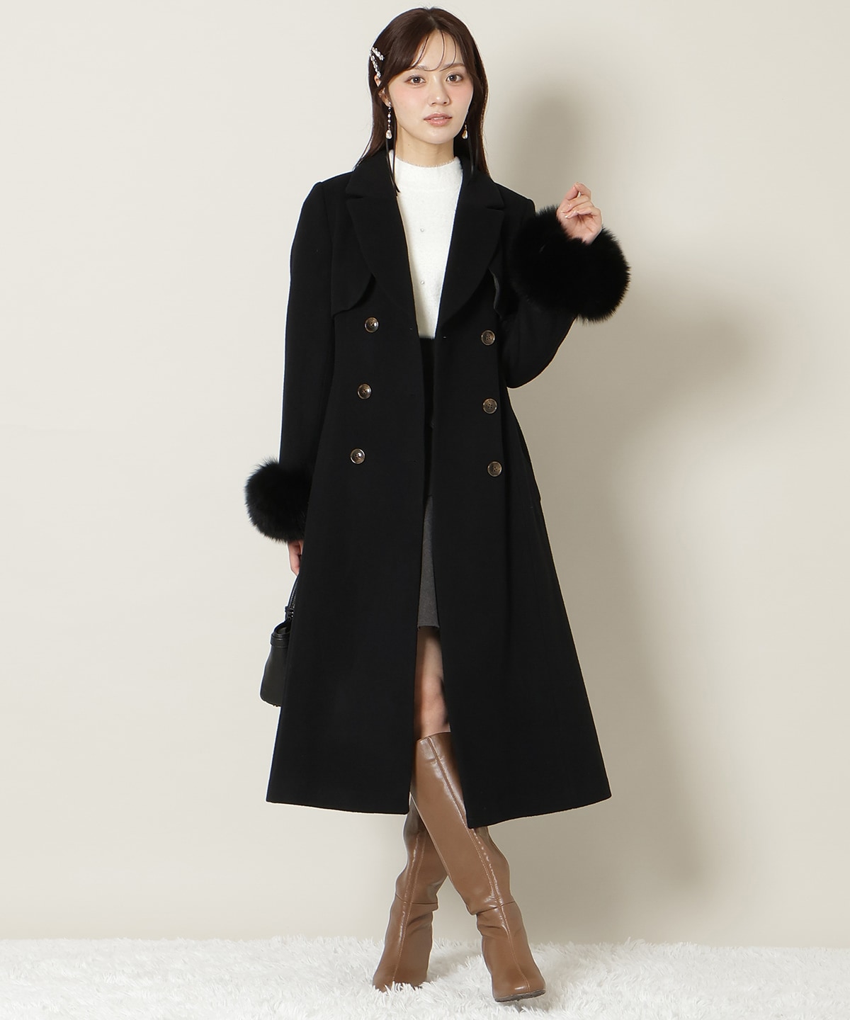 リアルファー付きウールフレアコート