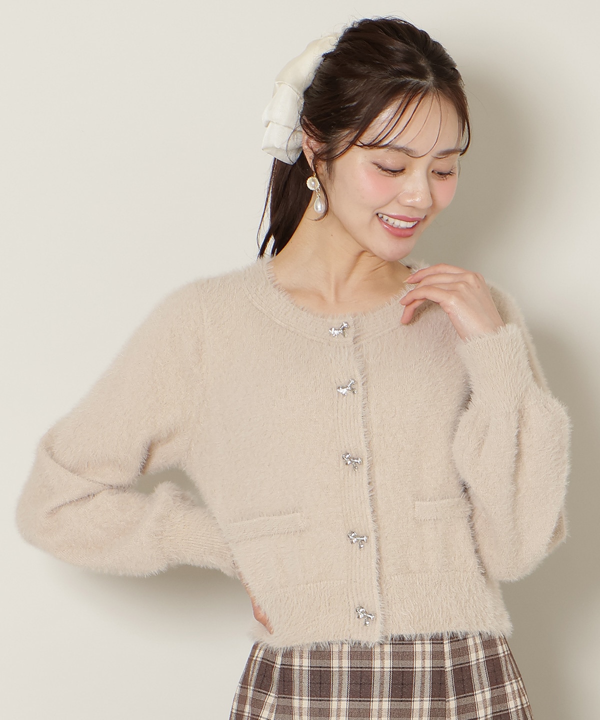【1/1(thu)10時発売 New Year's Item】リボンボタンフェザーカーディガン