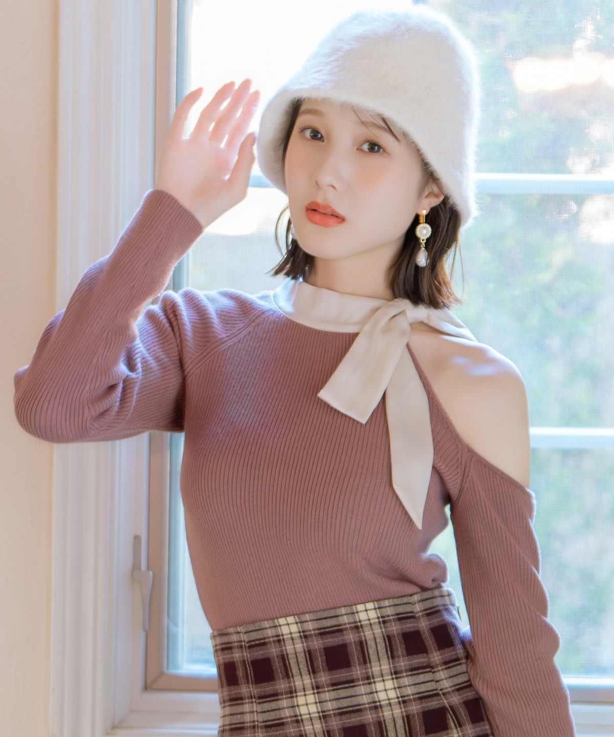 ワンショルリボンタイリブニット