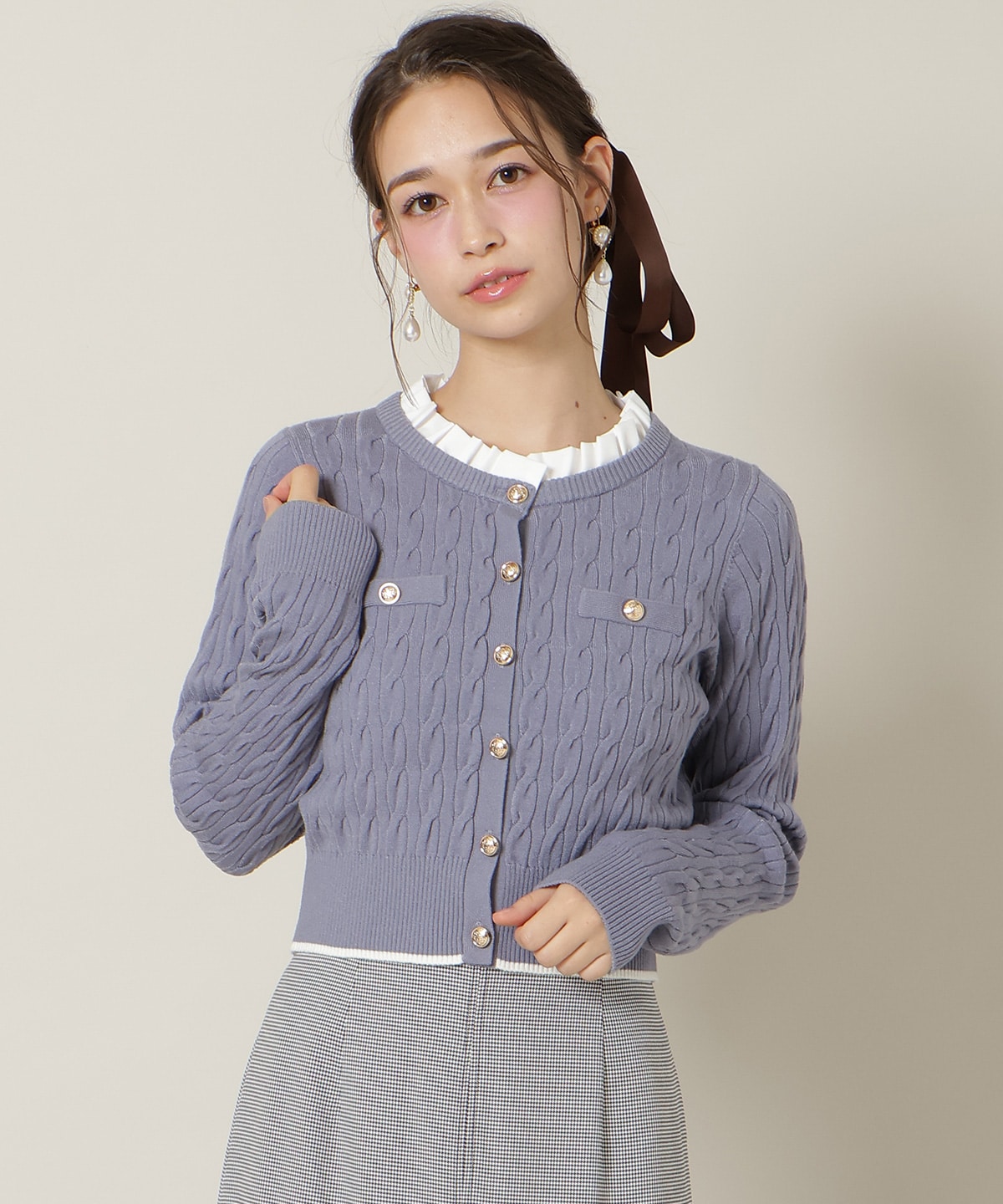 フリルレイヤードケーブルニット