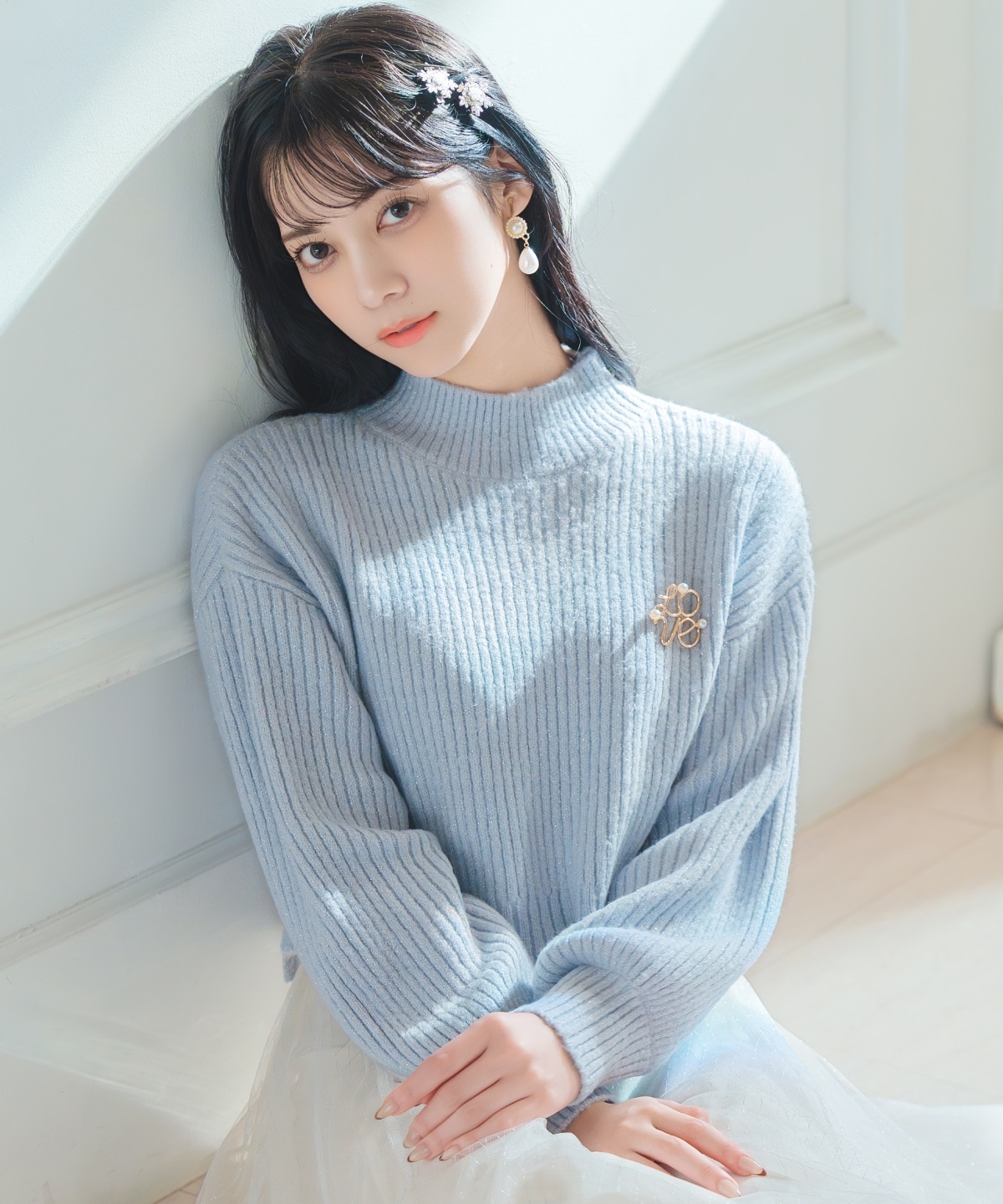 【12/5(fri)10時発売】ブローチ付きクロップドラメニット