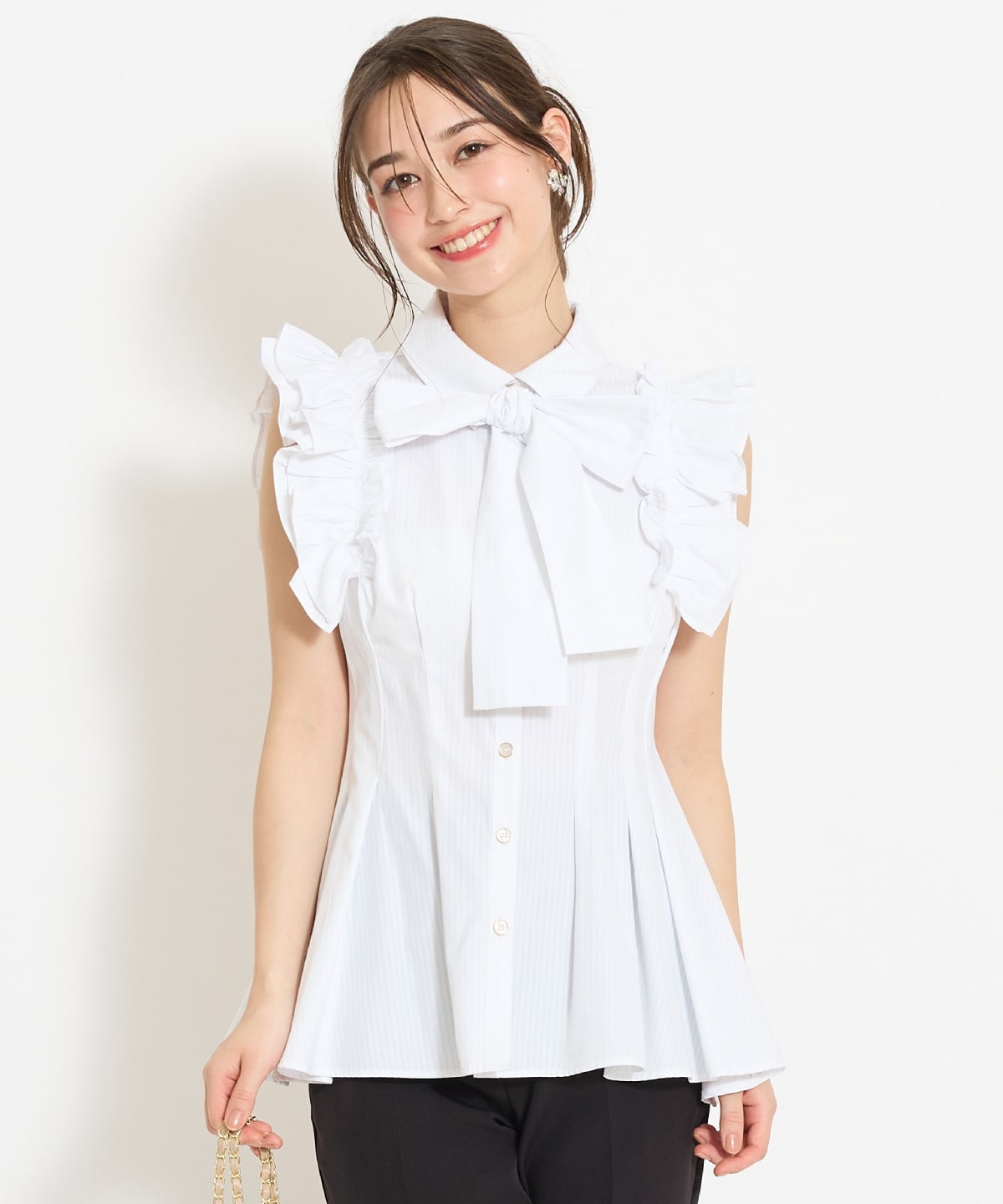 フリルスリーブペプラムブラウス