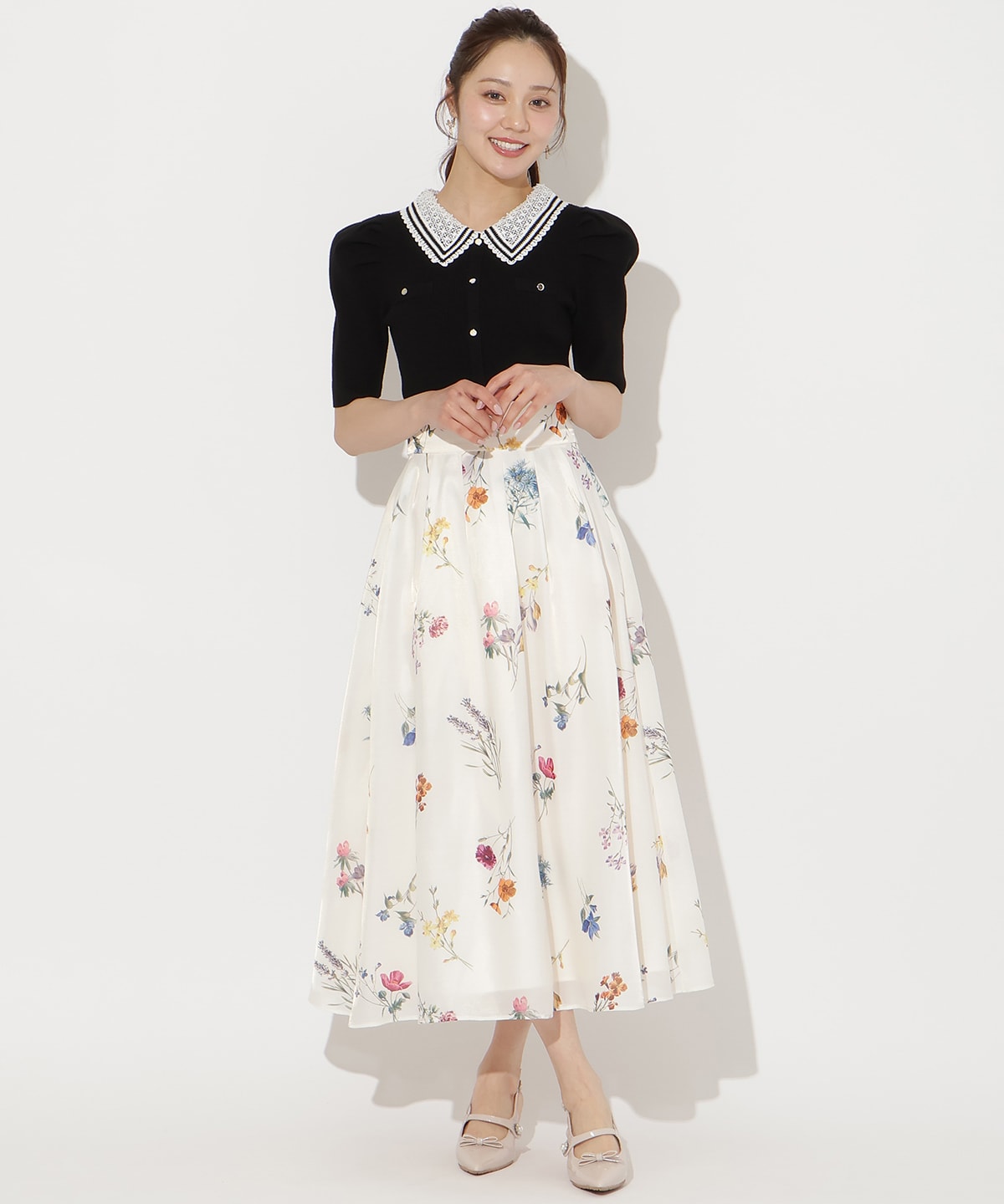 【3/12(thu)10時発売】ボタニカルフラワーシアータックスカート