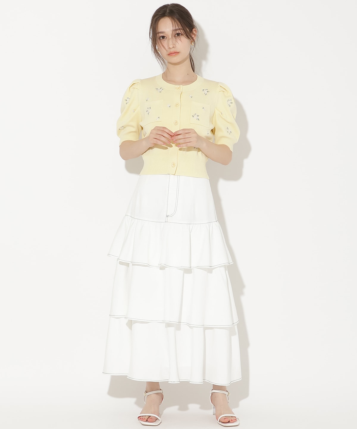 ボリュームフリルティアードスカート