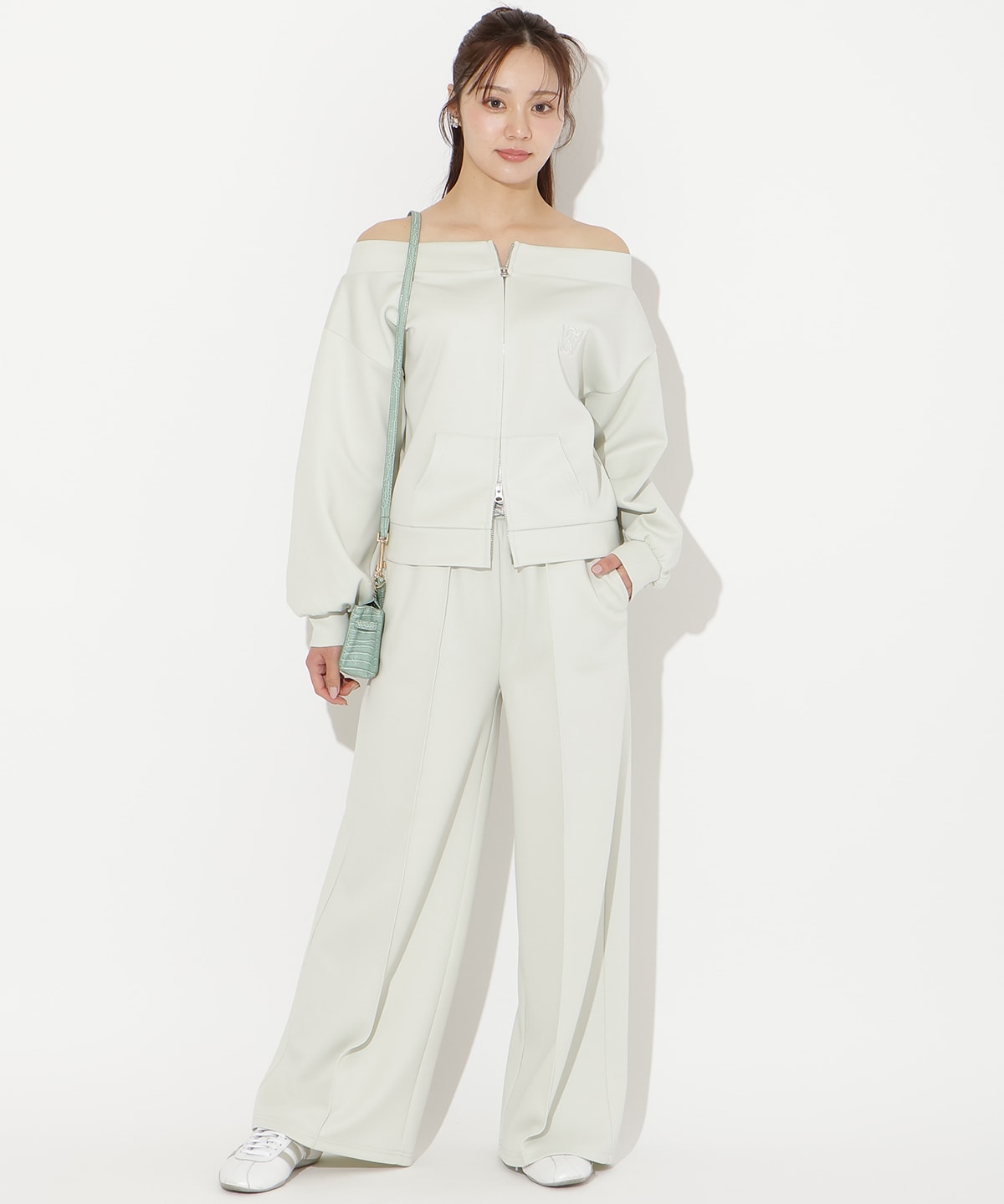 【3/12(thu)10時発売】フロントピンタックスウェットパンツ