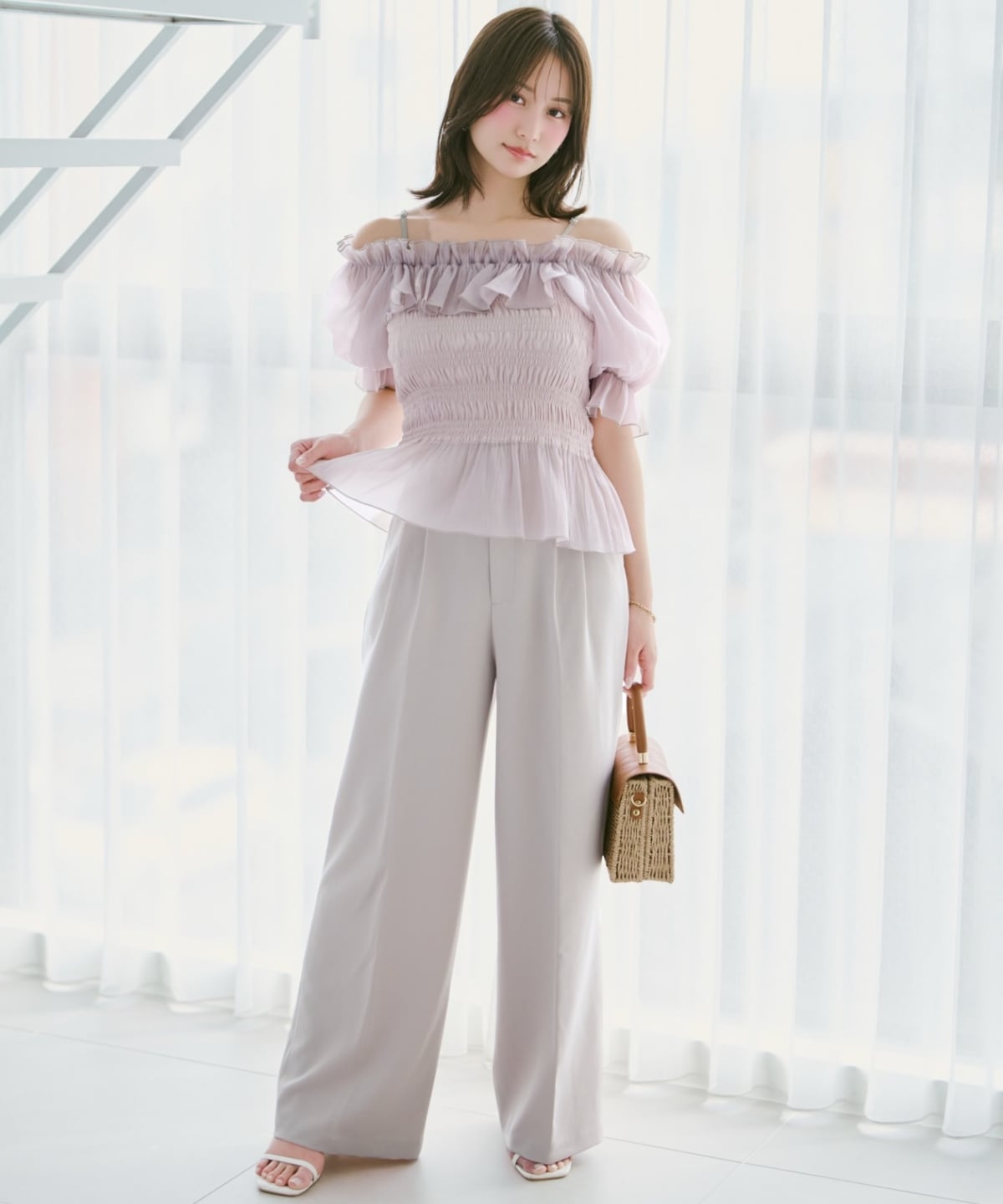 ダブルタックワイドパンツ