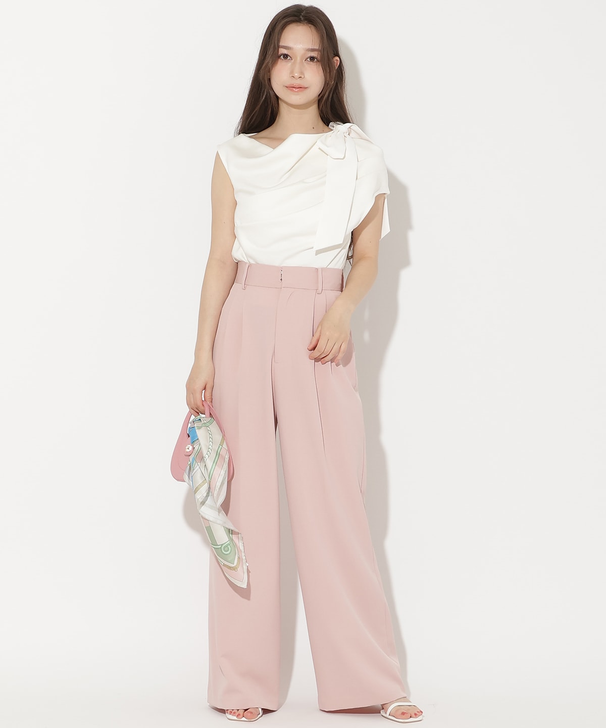 ダブルタックワイドパンツ