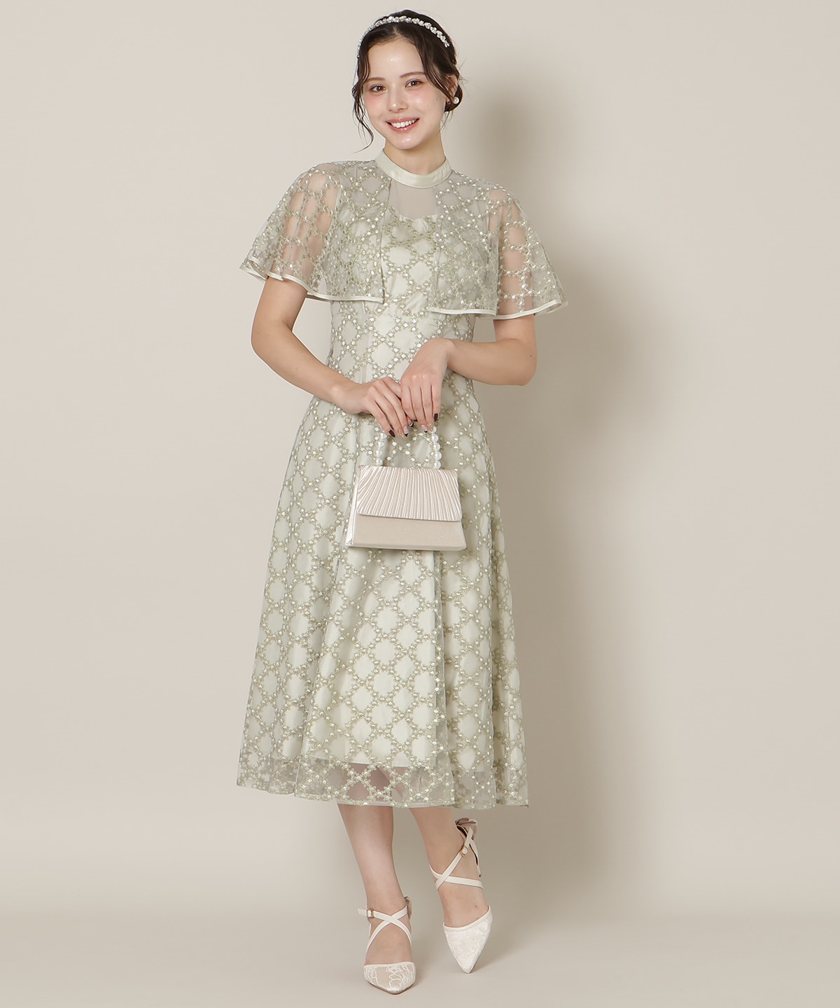 パイピングケープフレアワンピース