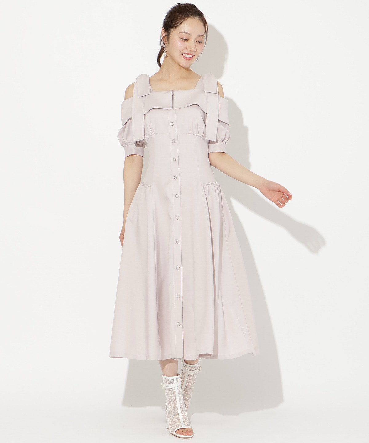 リボンオフショルワンピース