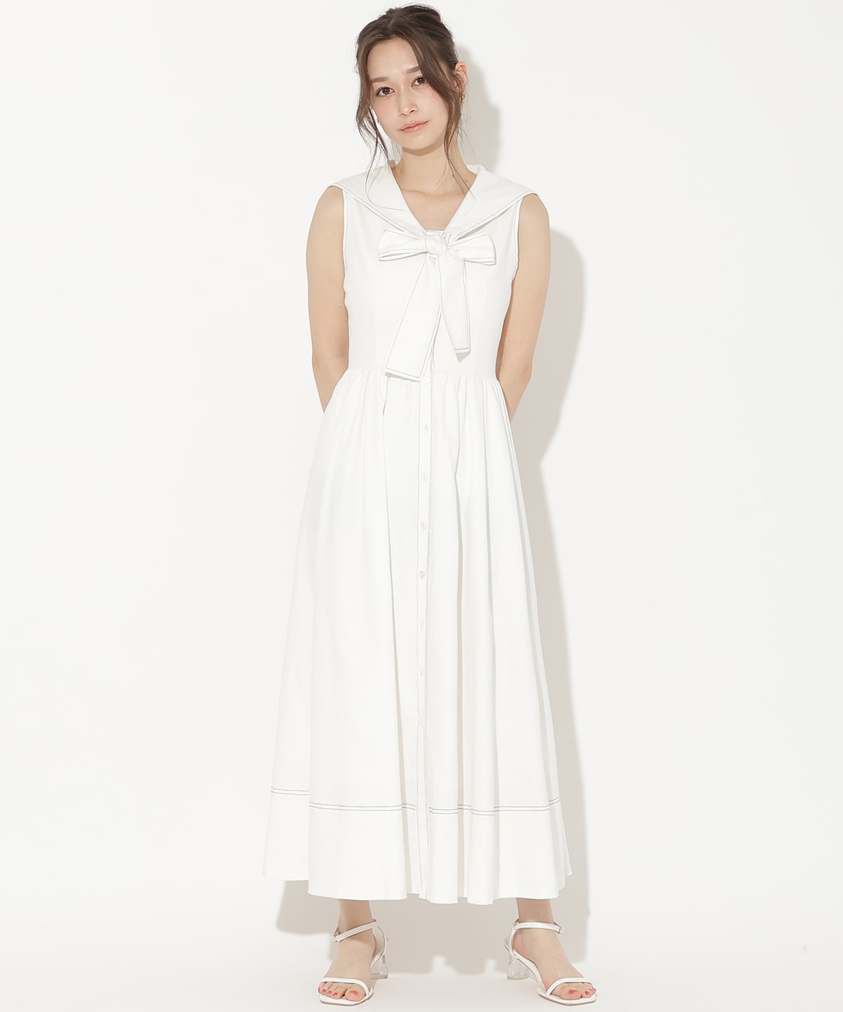 セーラーカラーノースリーブシャツワンピース