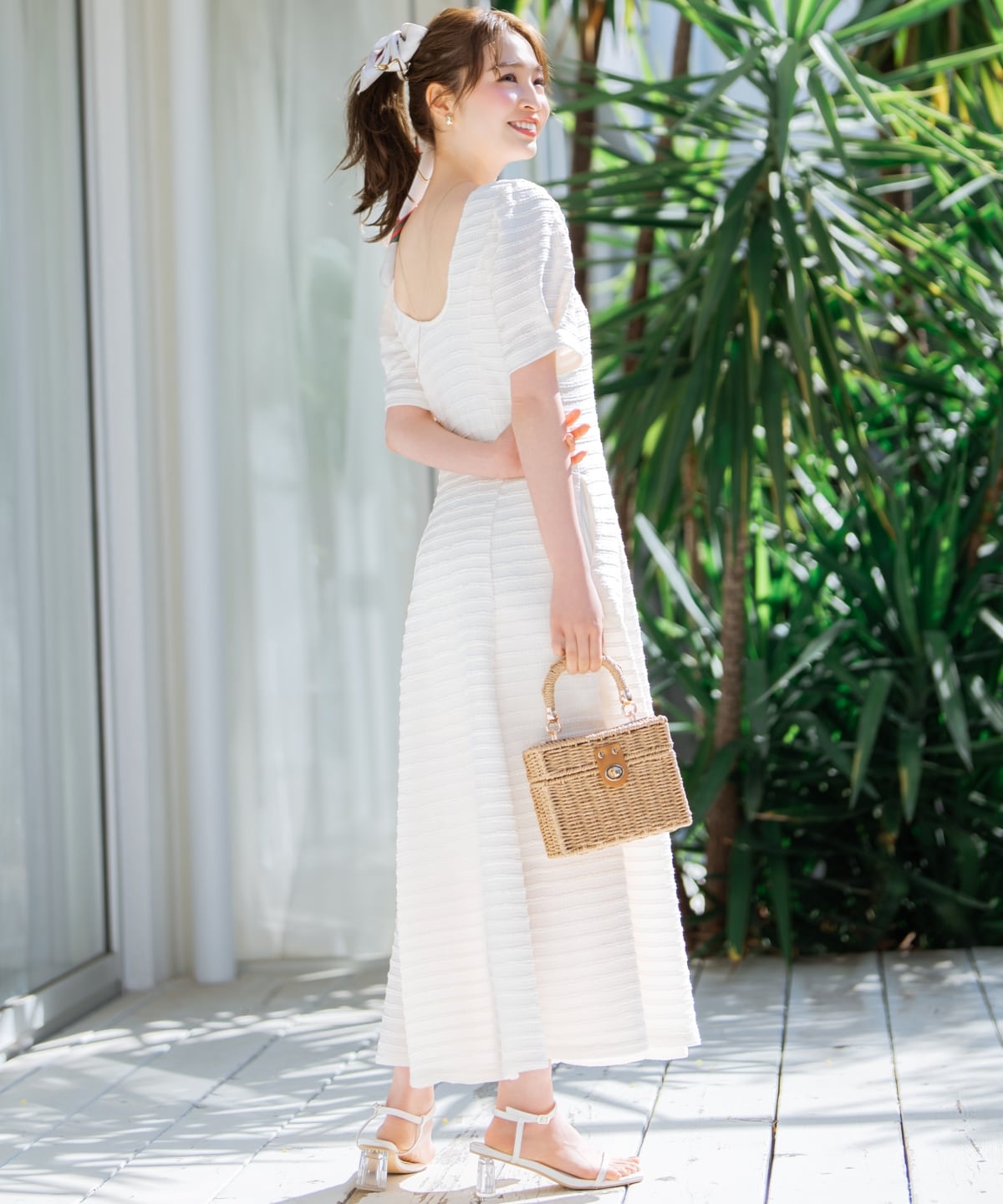 【4/24(fri)10時発売】バックオープンフレアカットワンピース