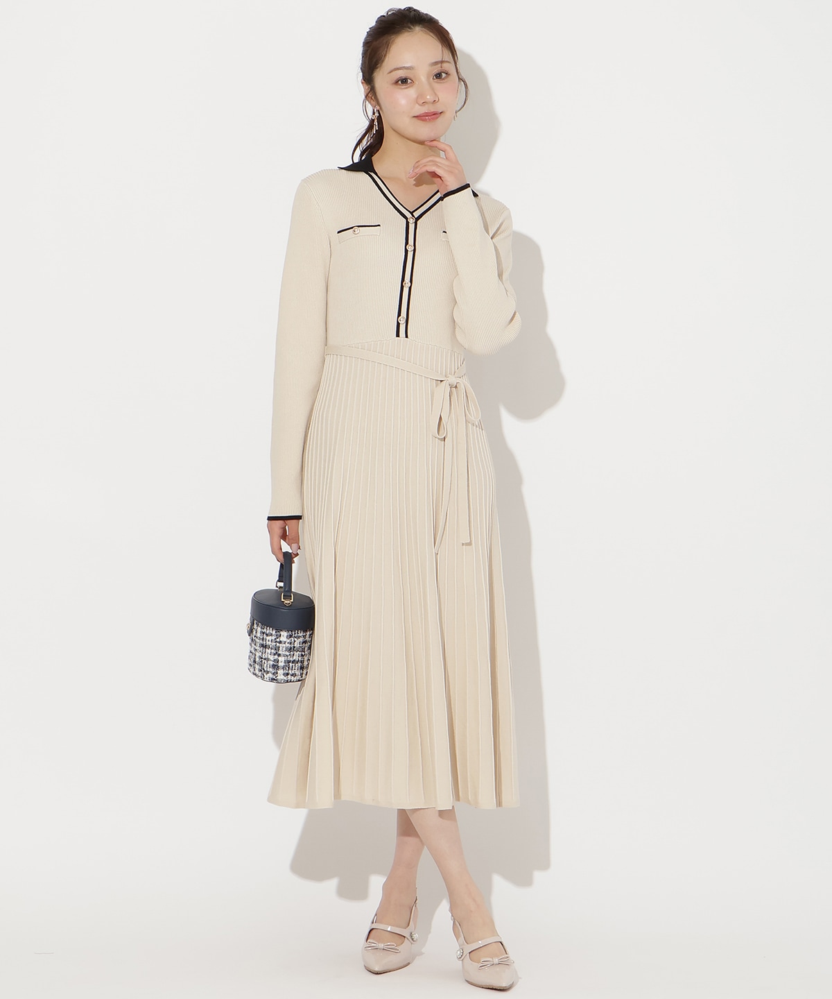 バイカラープリーツニットワンピース