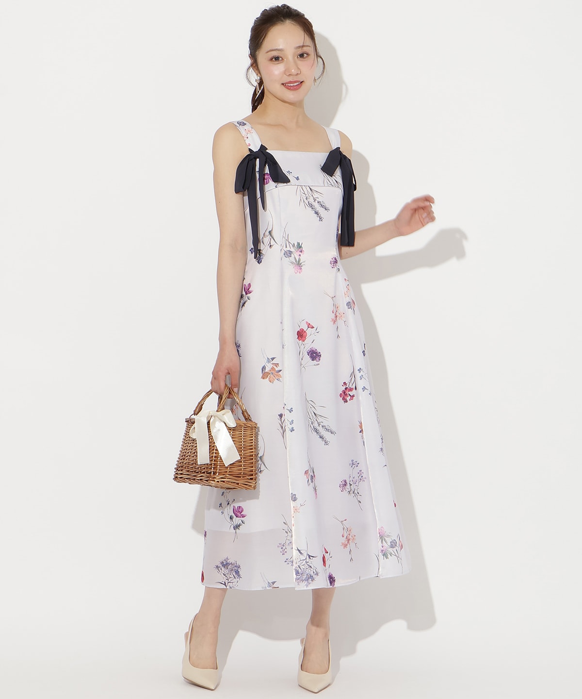 【3/12(thu)10時発売】ボタニカルフラワーシアータックワンピース