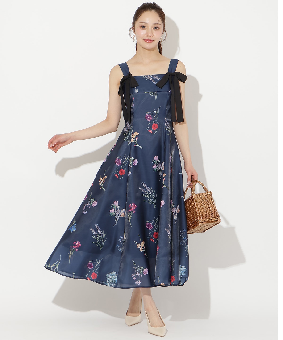 【3/12(thu)10時発売】ボタニカルフラワーシアータックワンピース