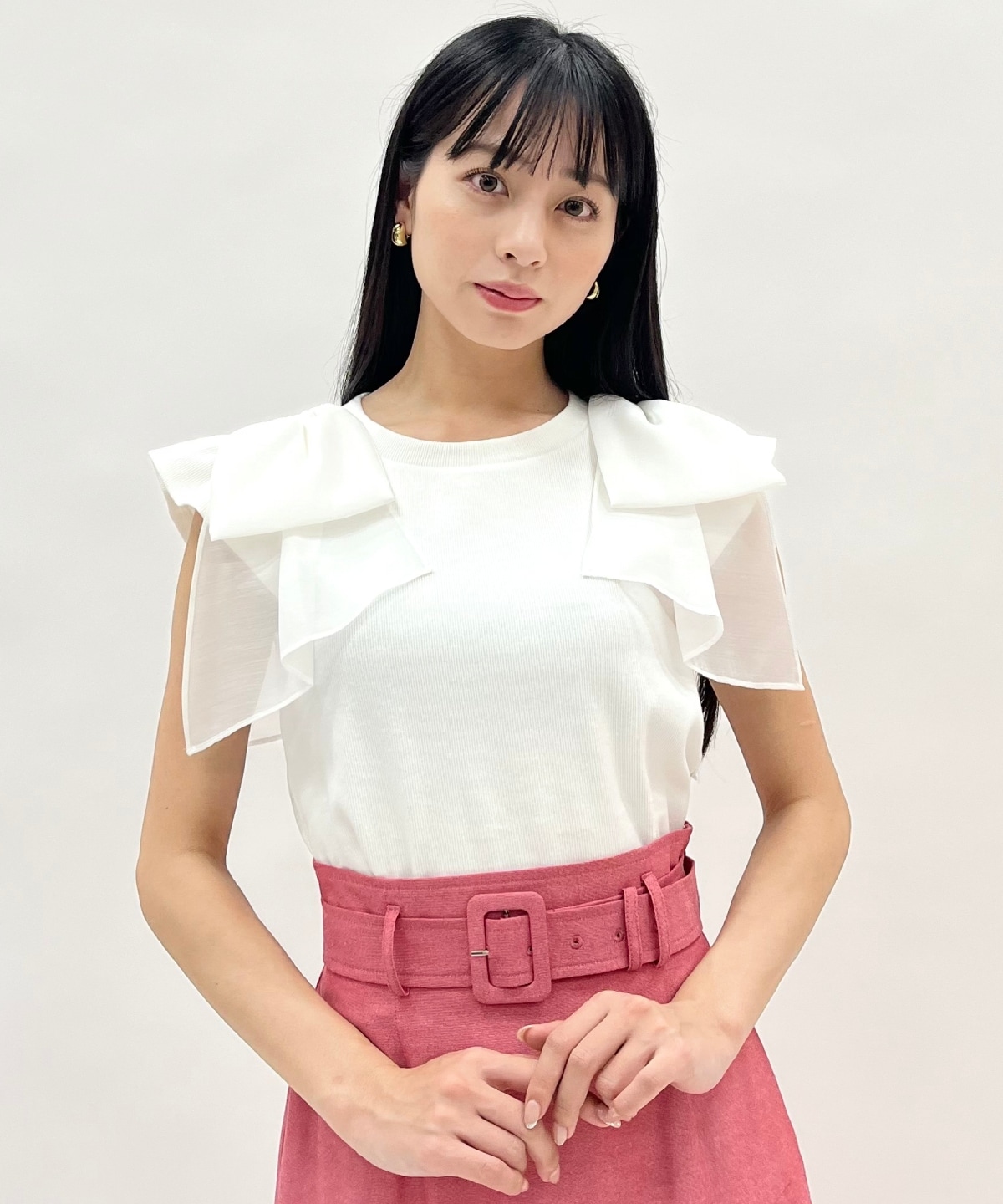 ショルダーリボンカットトップス