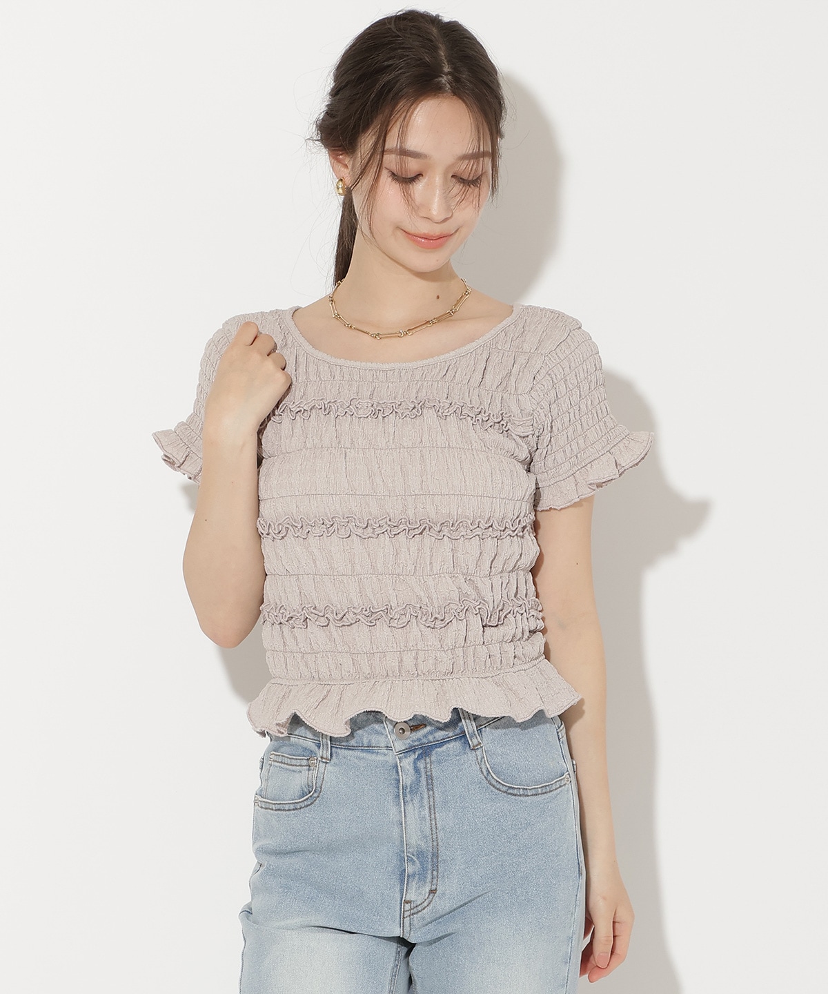 シャーリングフリルトップス