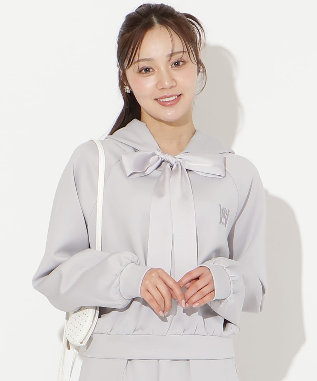 【3/12(thu)10時発売】リボンスウェットフーディー