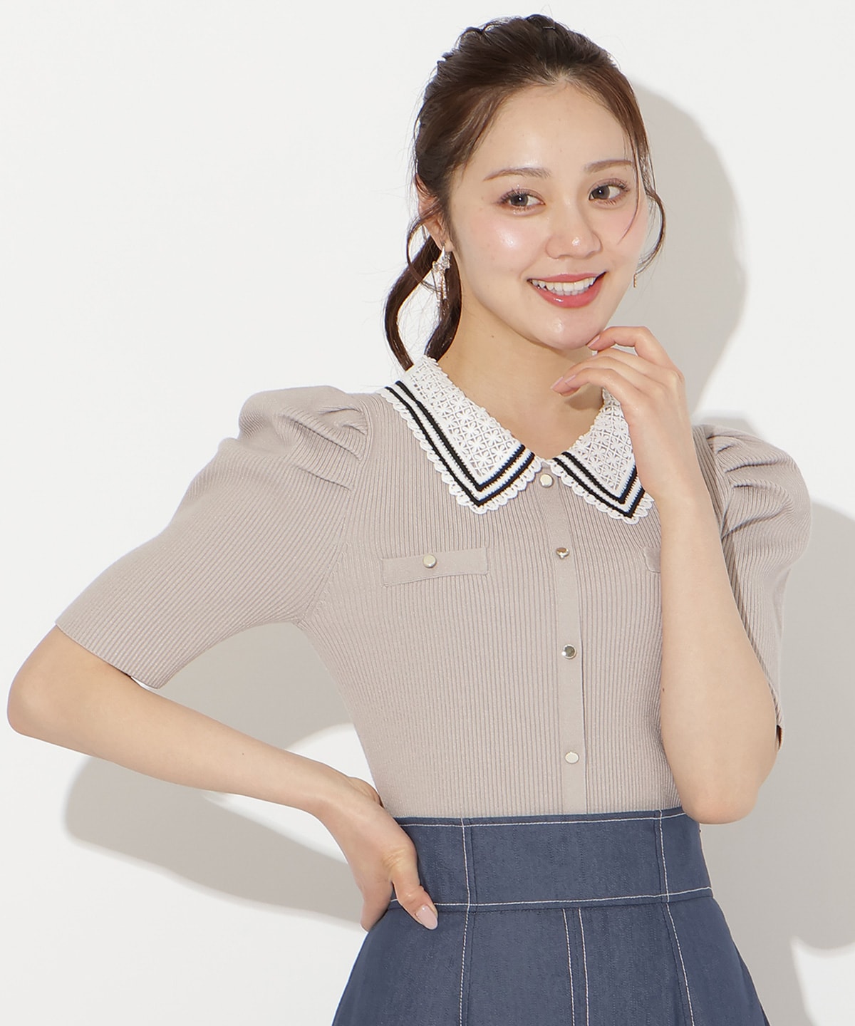 バイカラーレース襟リブニット