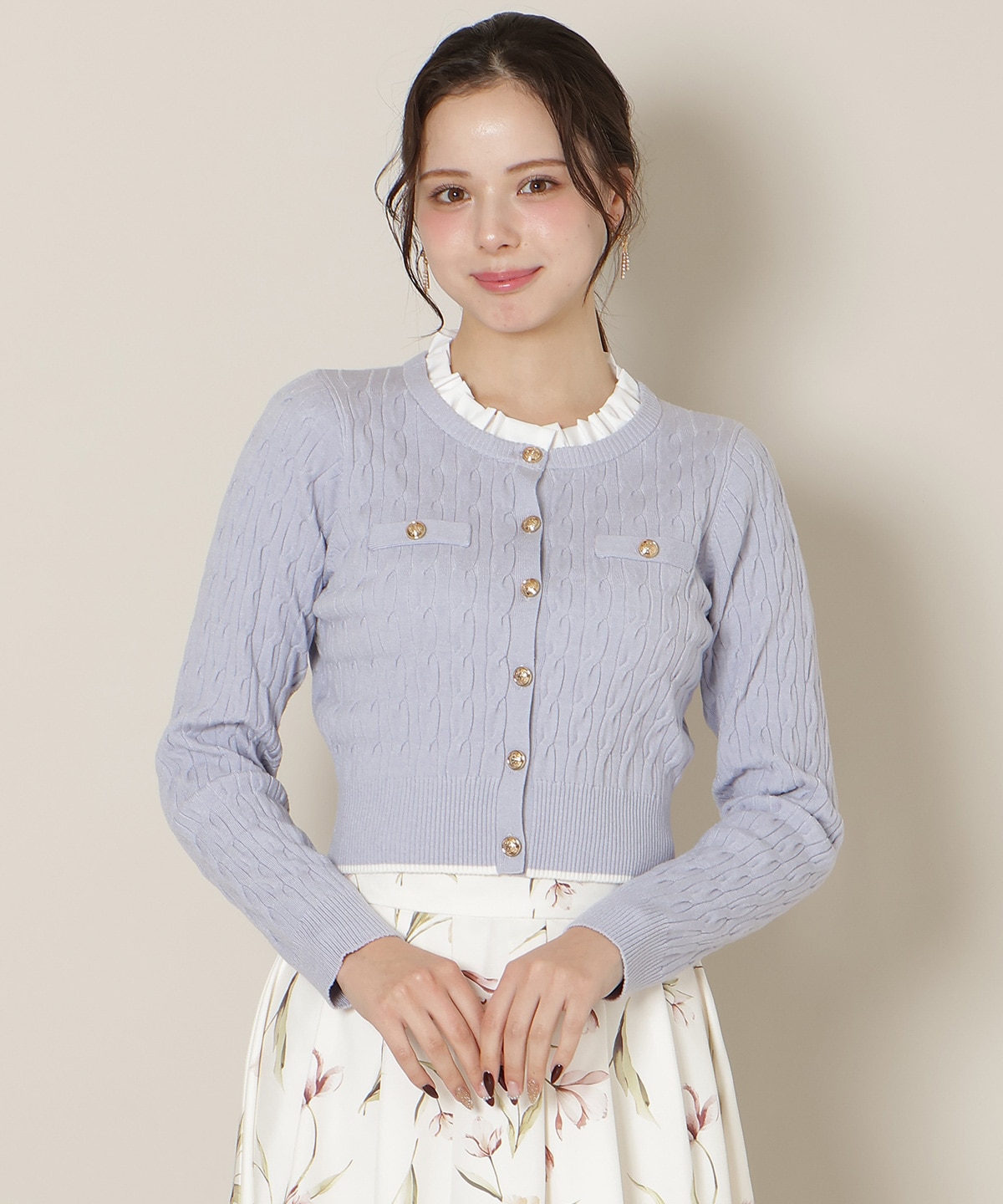 フリルレイヤードケーブルニット