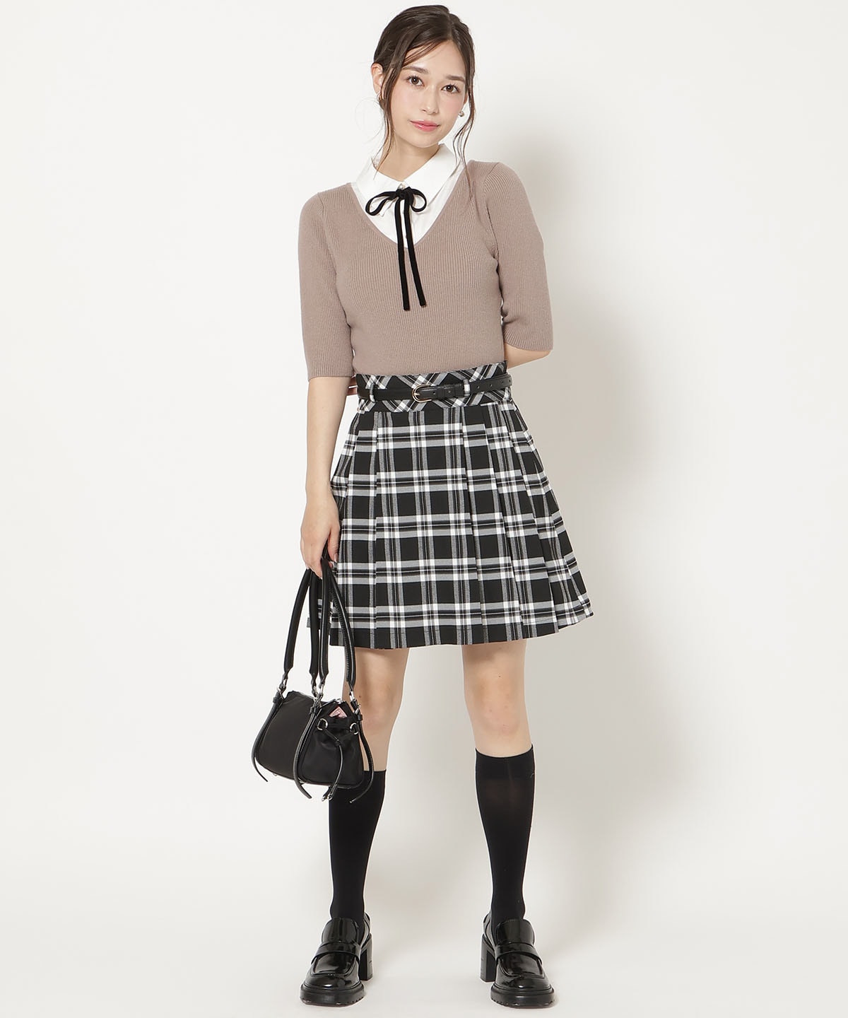 ベルト付きタックプリーツミニスカート
