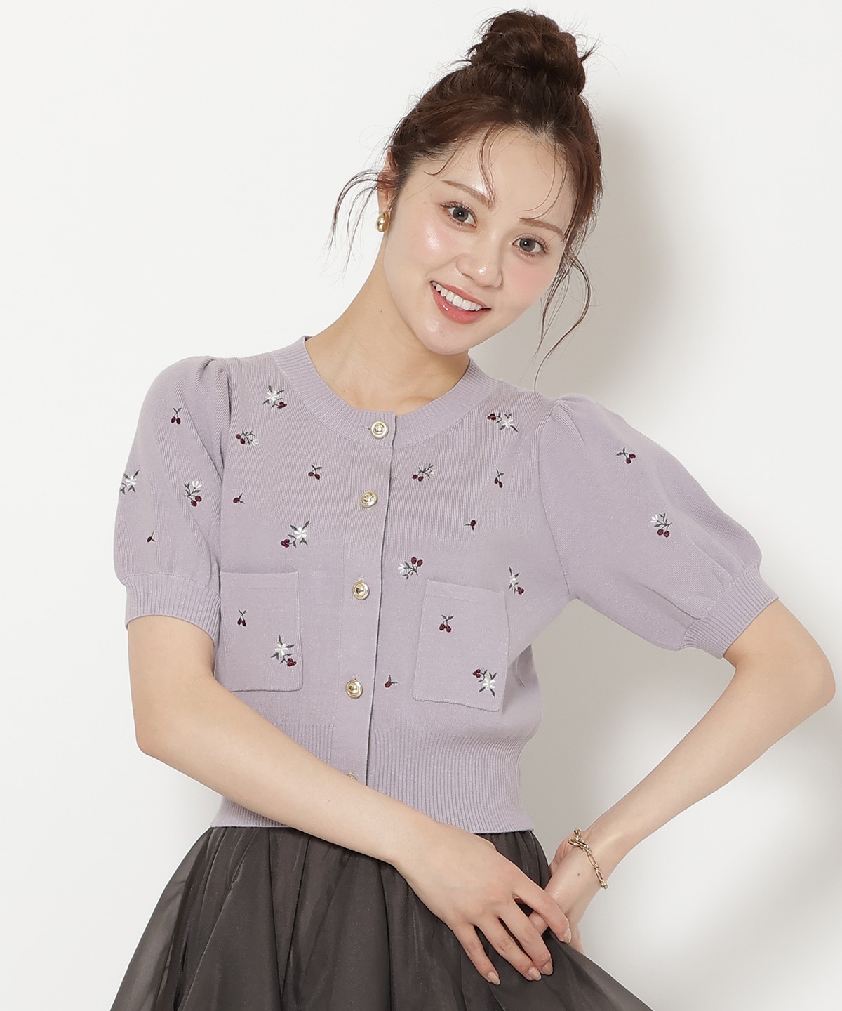 【8/7(fri)20時発売】モチーフ刺繍カーディガン
