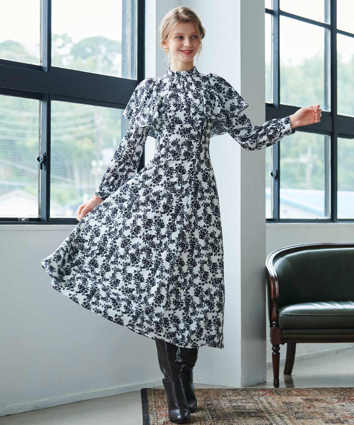 花柄ケープフリルワンピース M オフホワイト And Couture 公式オンラインショップ バーンデストローズ