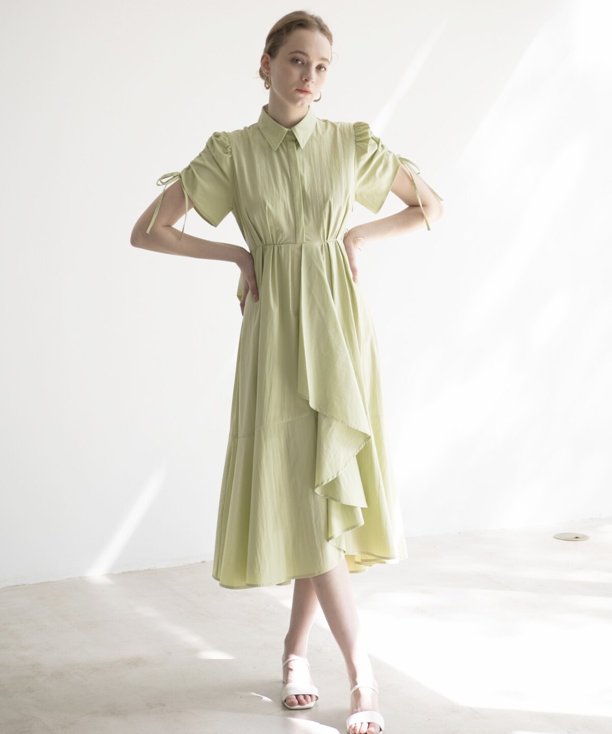 ドロストスリーブラッフルワンピース