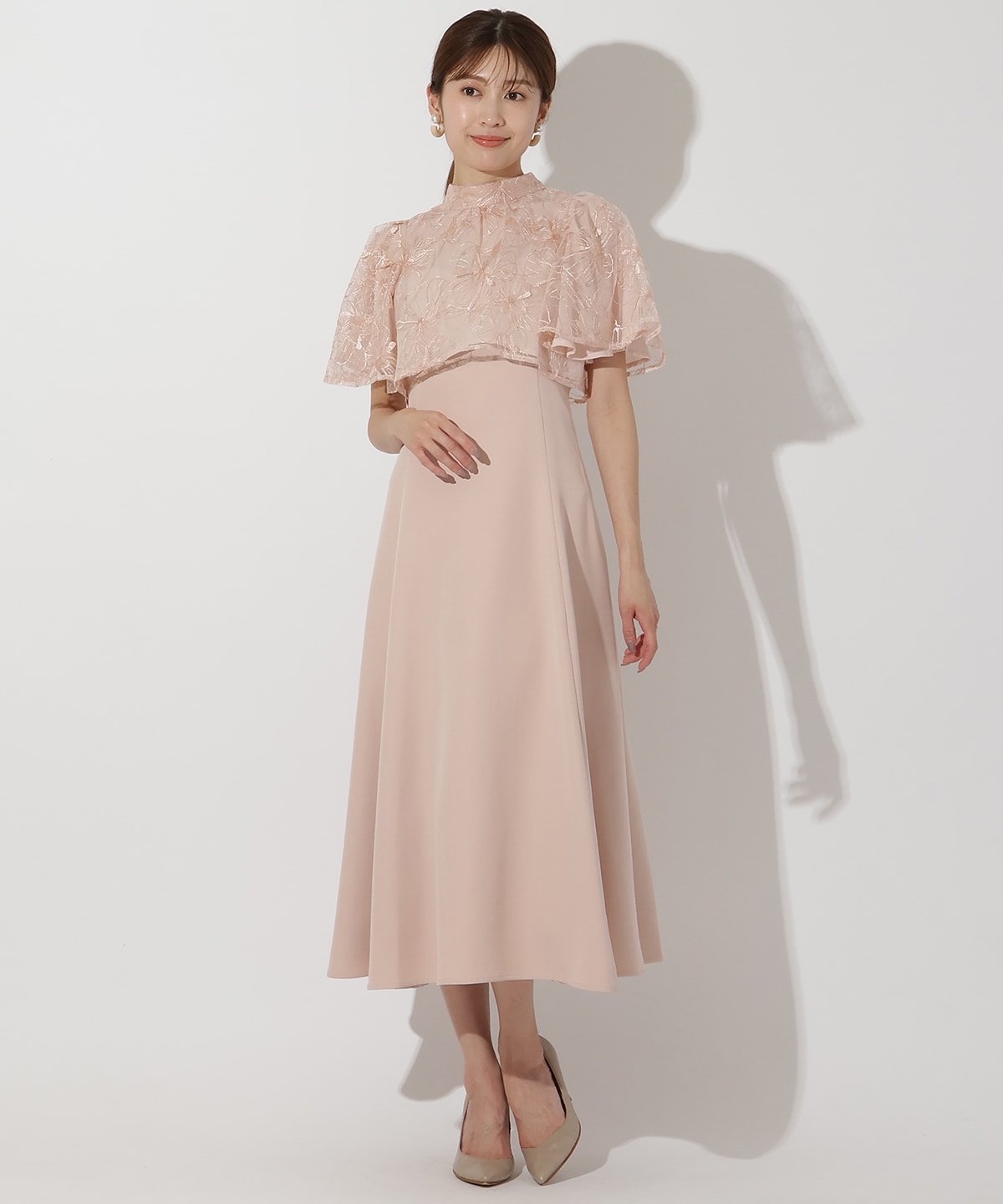 新品【アンドクチュール】ラメフラワーチュールレイヤードドレス　ケープ付き　結婚式 ラメフラワーチュールレイヤードドレス(F グリーン): AND COUTURE