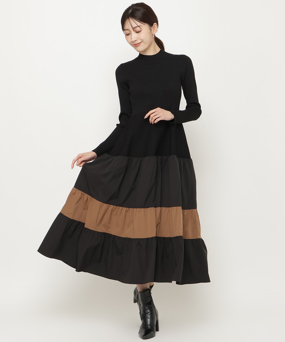 布帛ティアードドッキングワンピース