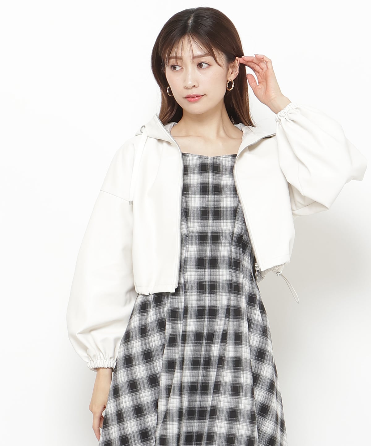 フェイクレザークロップドマンパ