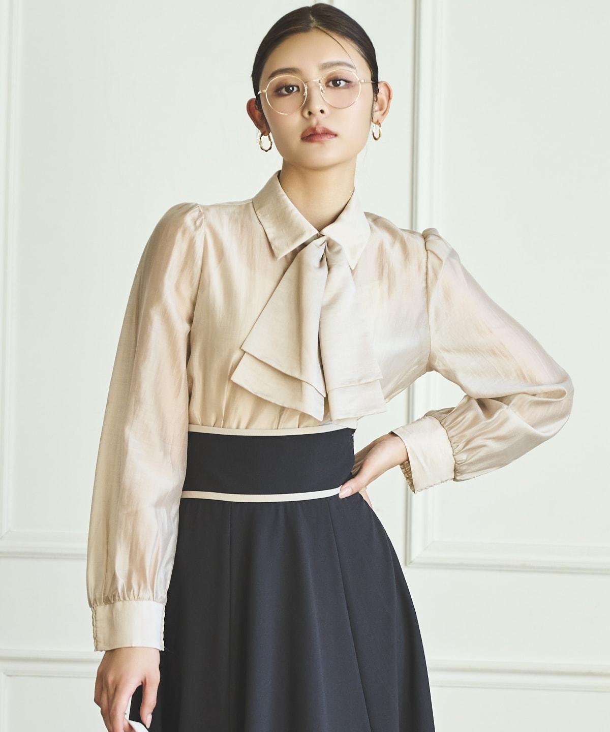 リボンタイ付きオーガンジーシャツ