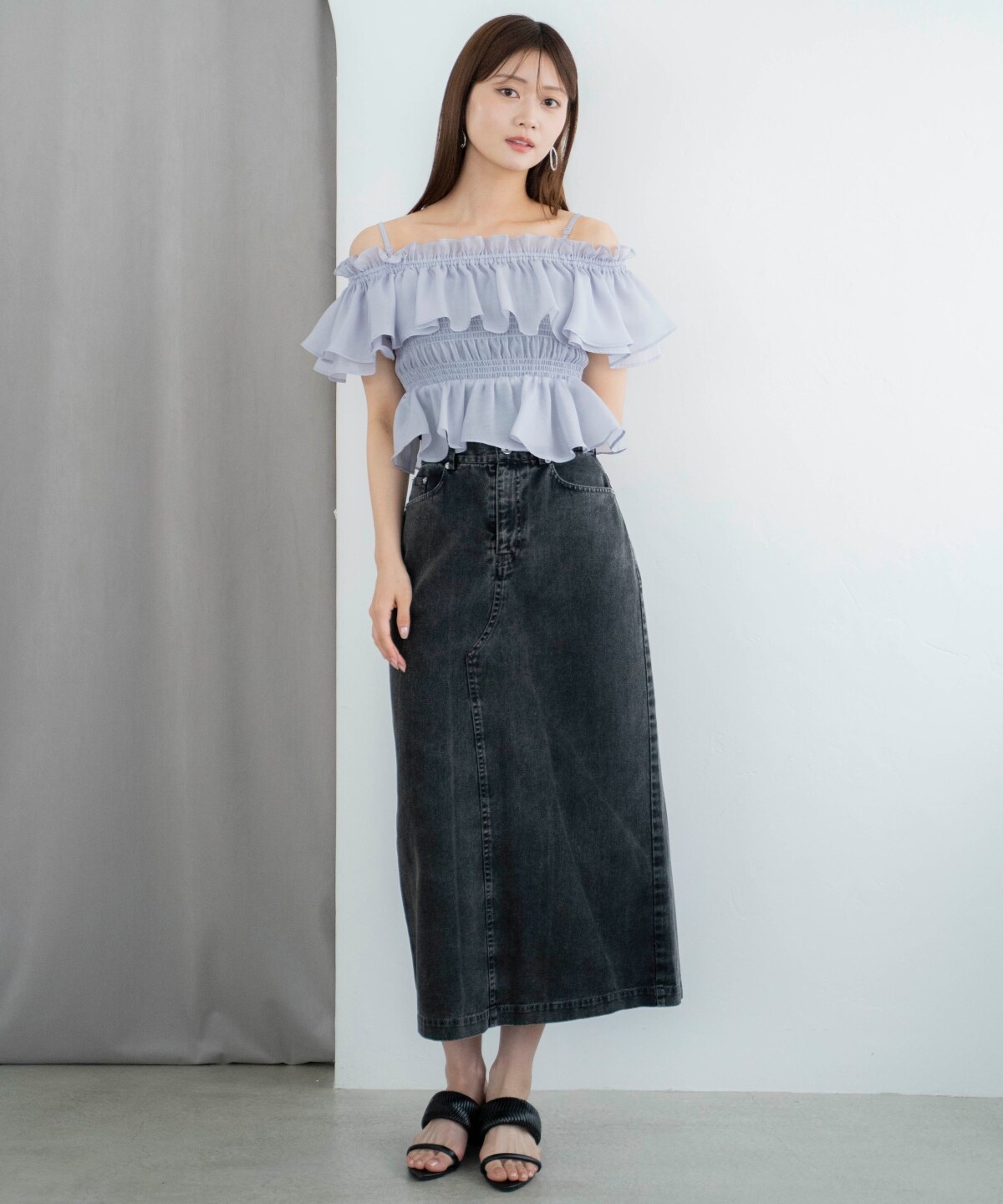 ウォッシュドカラーデニムスカート