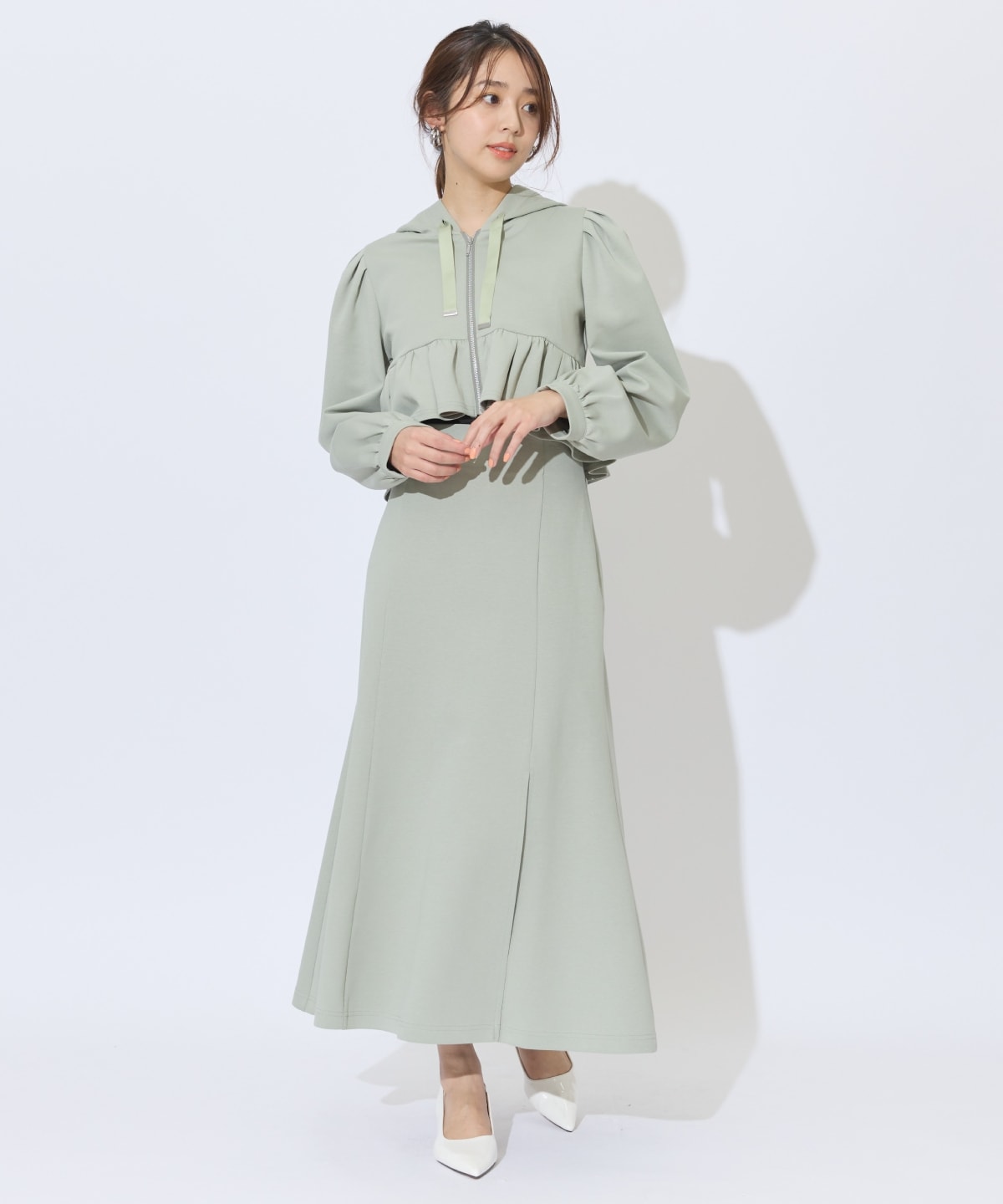 ペプラムパーカーセットアップ