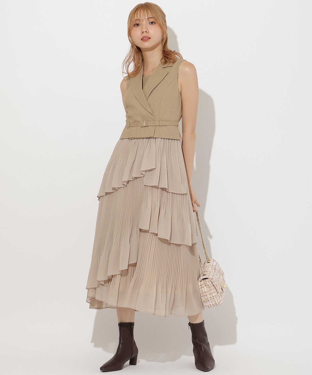 ベストレイヤードプリーツワンピース