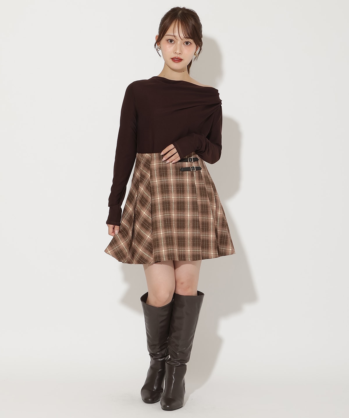 チェックミニスカート