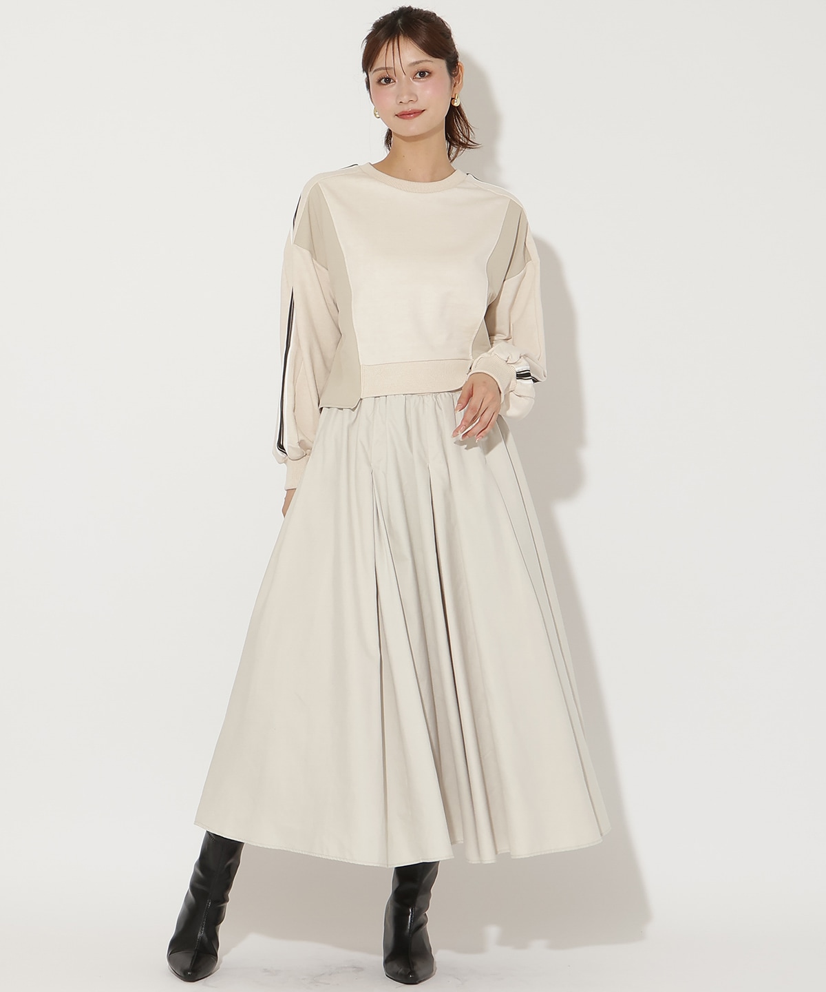 ピーチスウェードタックスカート