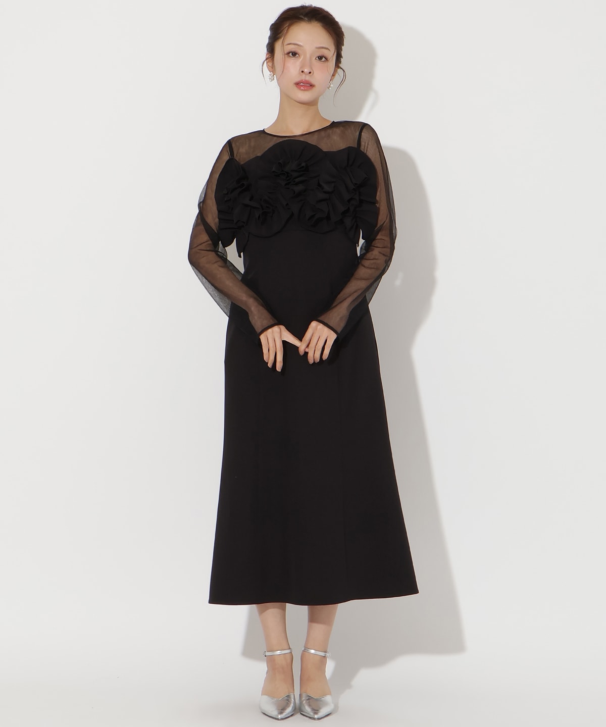 ボリュームフリルドレス