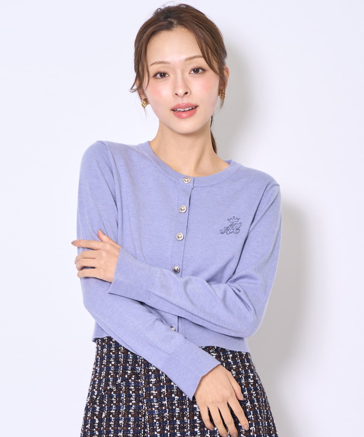 刺繍クルーネック長袖カーディガン