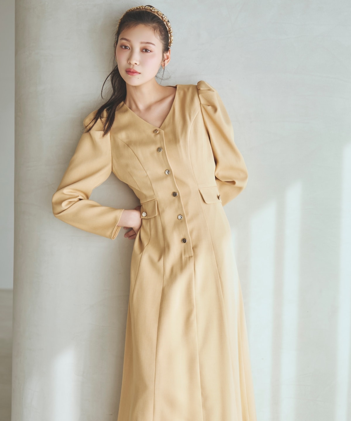 【先行予約受付中】Vネックパフスリーブワンピース