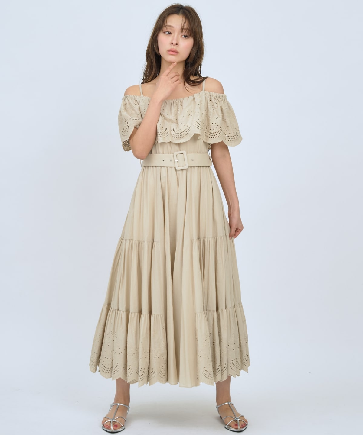 レースオフショルティアードワンピース