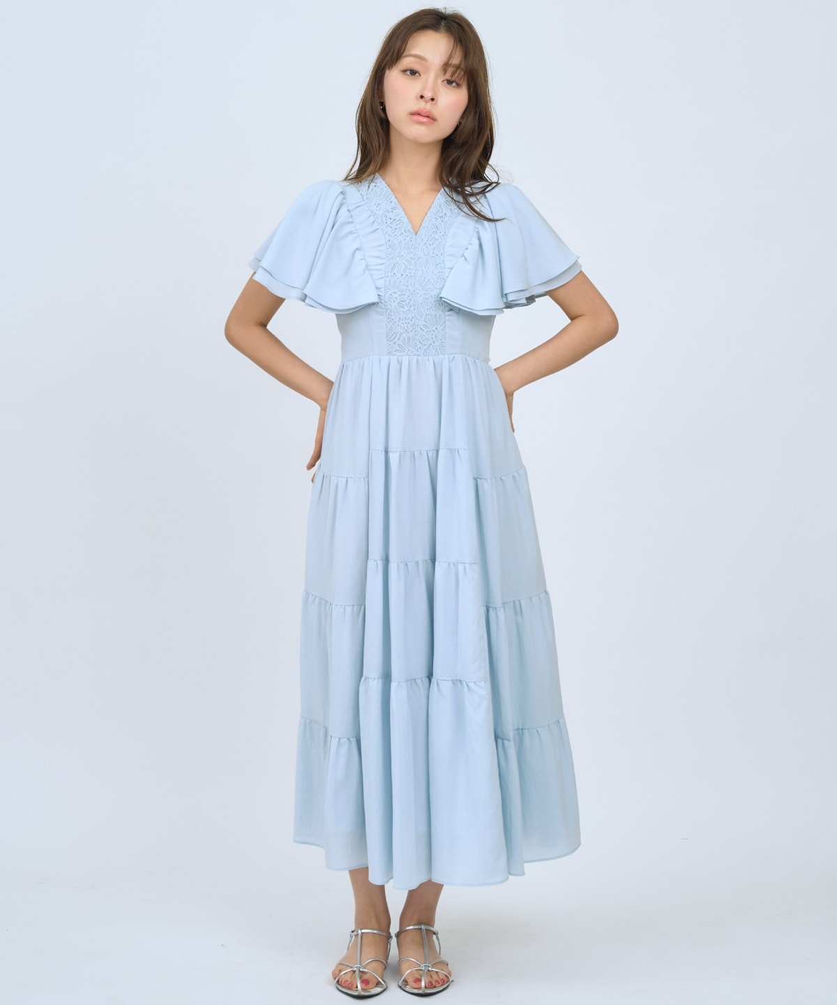 【先行予約受付中】Vネック襟レースティアードワンピース