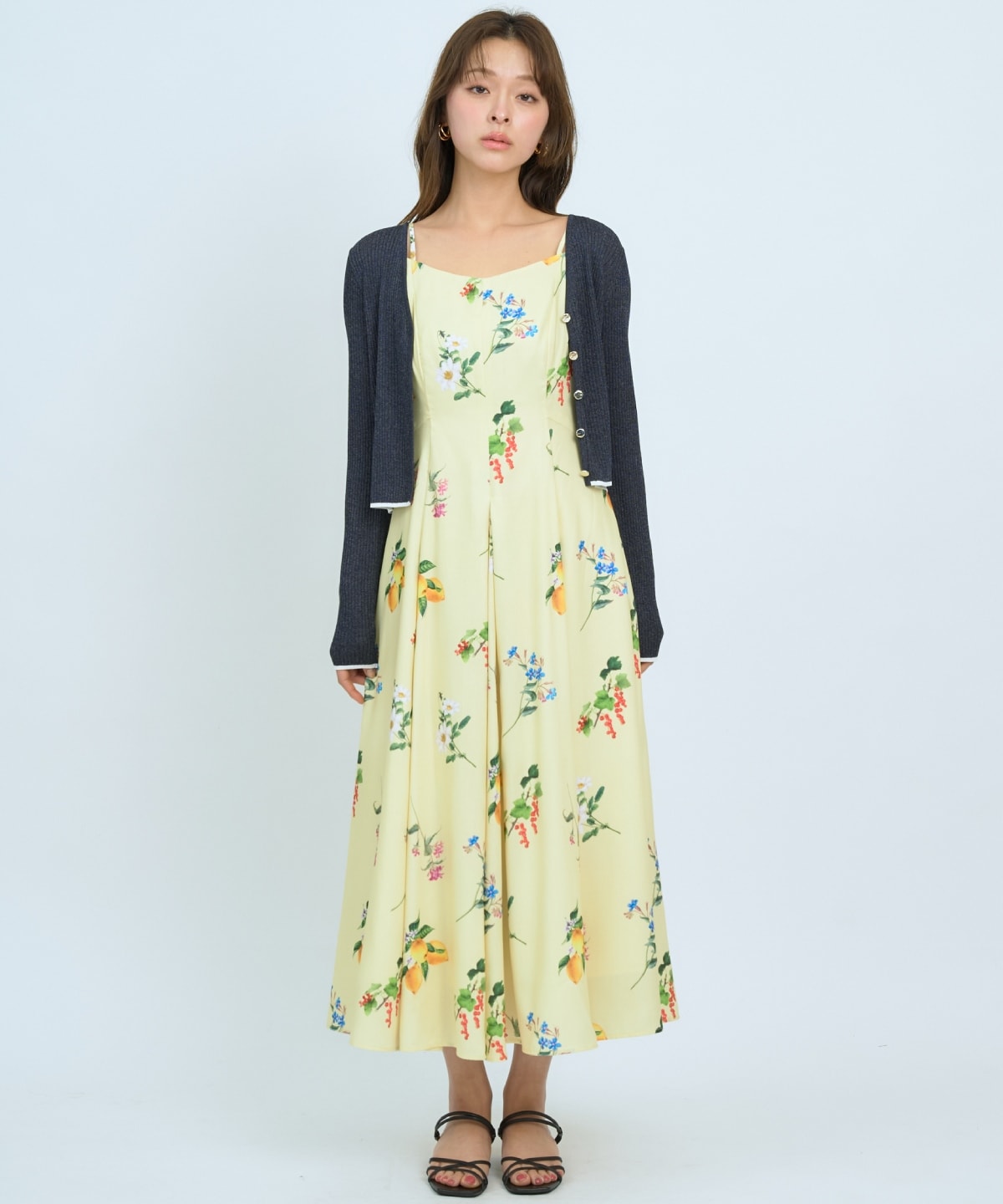 【5/14(木)一部店舗先行発売】フルーツ×フラワープリントワンピース