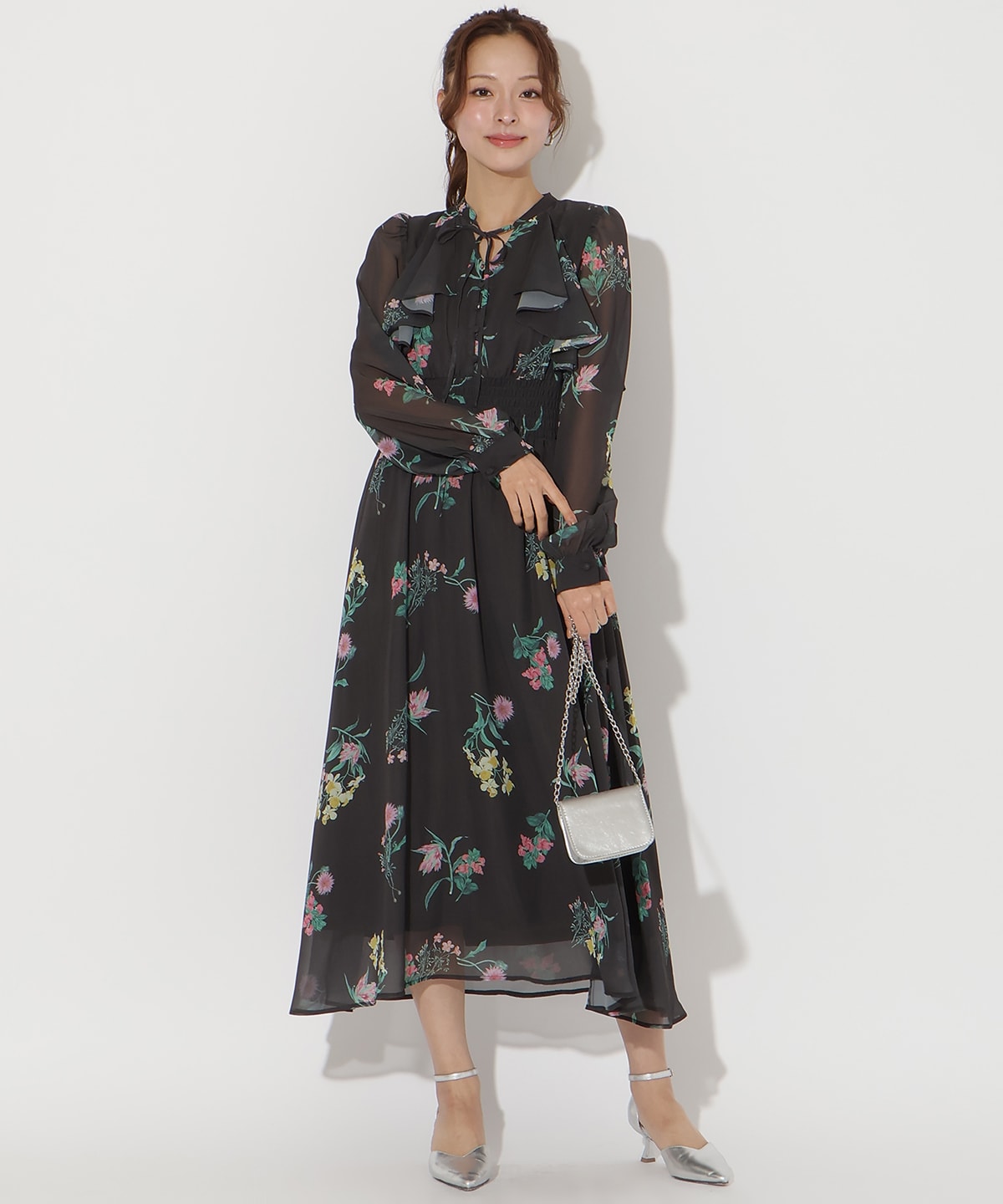 【先行予約受付中】フリルケープフラワープリントワンピース