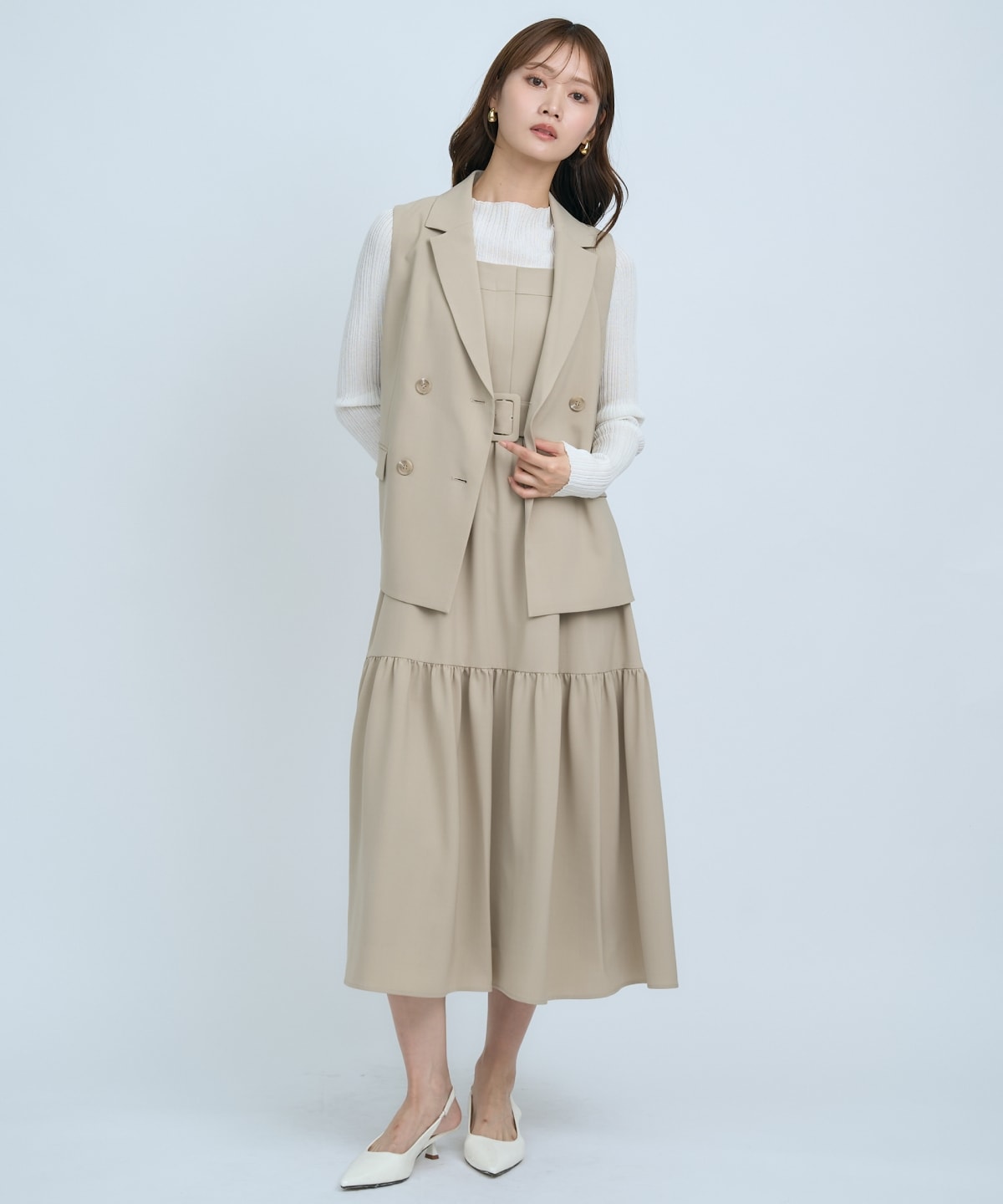 テーラードジレ×ティアードキャミワンピース