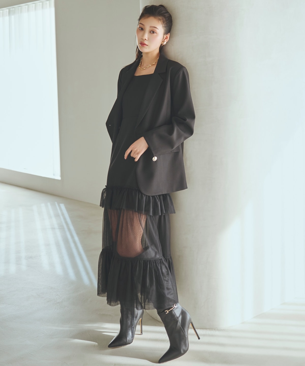 【先行予約受付中】ジャケット×シアーティアードワンピース