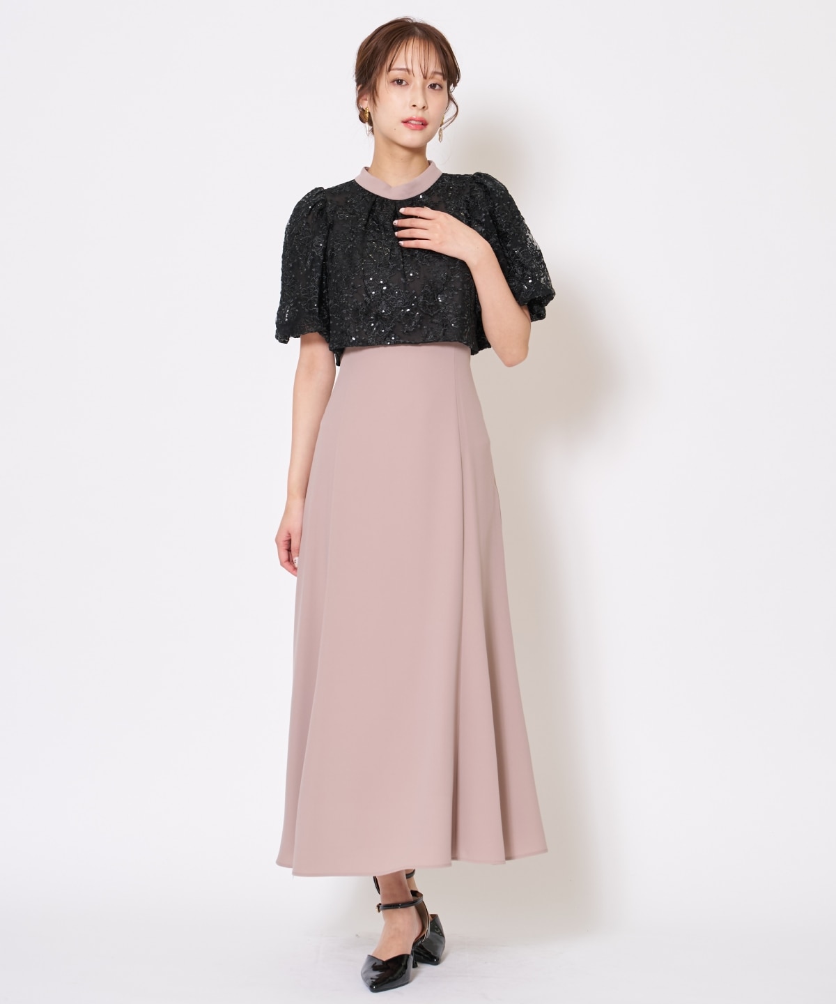 サテントリミングブラウス×ドレス