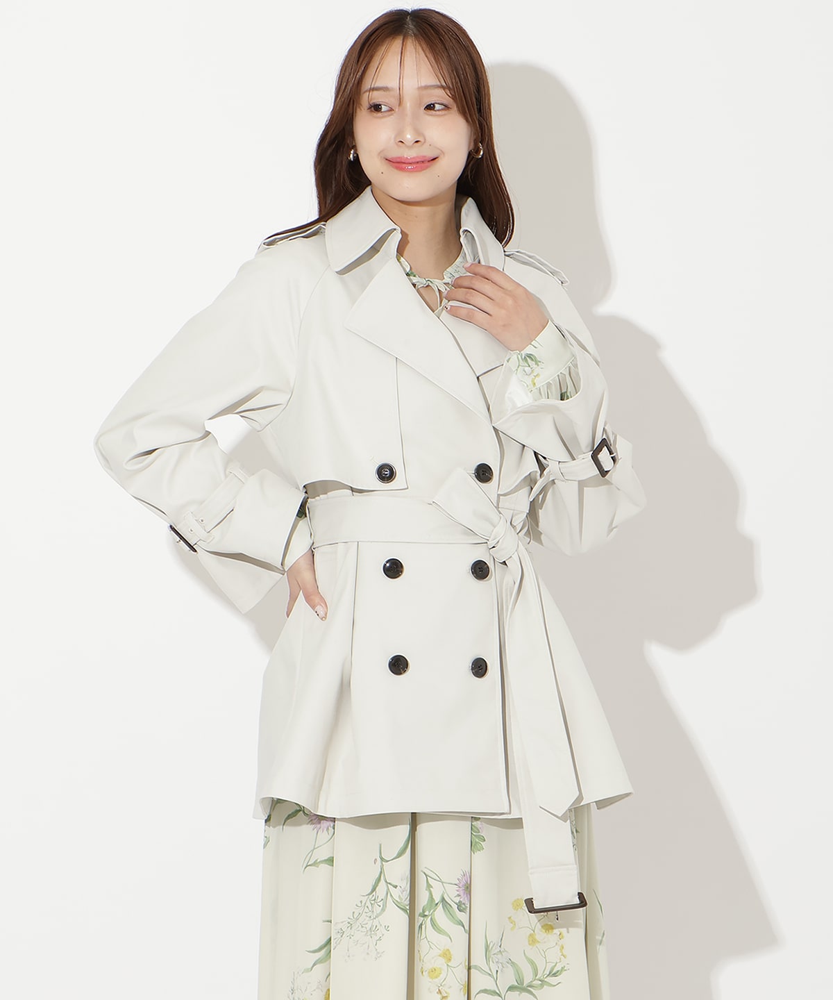 【先行予約受付中】ミドル丈トレンチコート